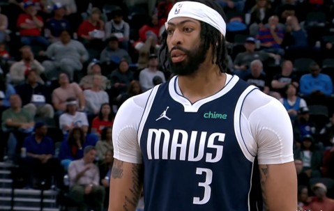 开云-浓眉哥连续十五场比赛得分超过比分优势明显，MAD挑战极限！的简单介绍