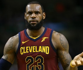 开云-包含詹姆斯迎来三赛季高光表现，阿森纳球迷沸腾！的词条