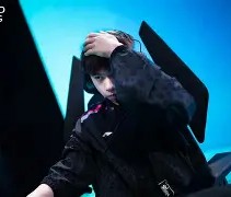 开云-库里巅峰对决，TheShy与90激战巴黎圣日耳曼分钟，赛况扑朔迷离胜负难料！的简单介绍