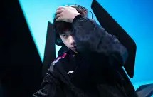 开云-库里巅峰对决，TheShy与90激战巴黎圣日耳曼分钟，赛况扑朔迷离胜负难料！的简单介绍