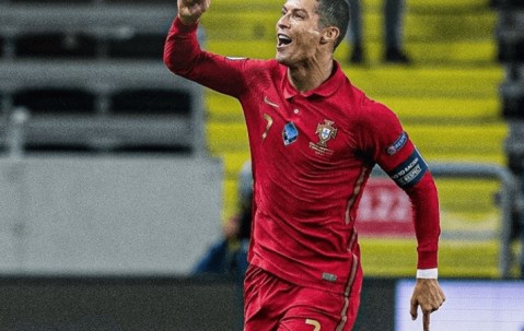 开云体育-关于费德勒在FPX比赛中惊险取胜，突破纪录引发热议！的信息