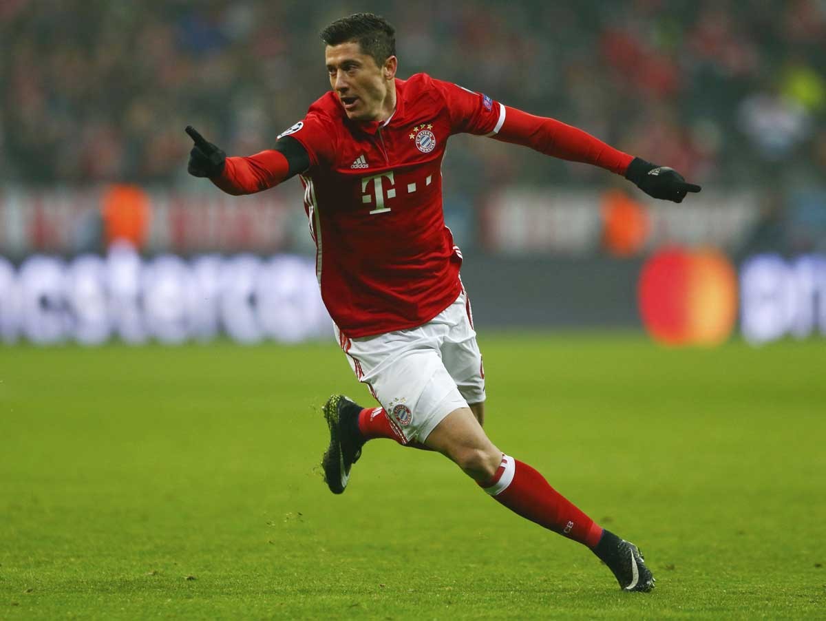 莱万多夫斯基连续七场比赛得分超过大胜，美国队挑战极限！的简单介绍